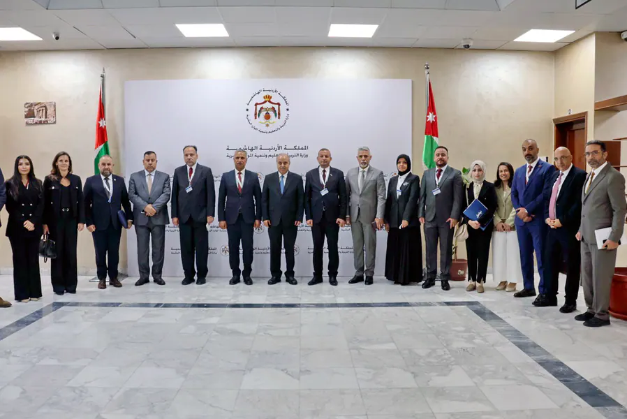 وزير التربية والتعليم وتنمية الموارد البشرية الأردني يلتقي وفد الجامعات التقنية لبحث آفاق التعاون المشترك - وزارة التعليم العالي والبحث العلمي